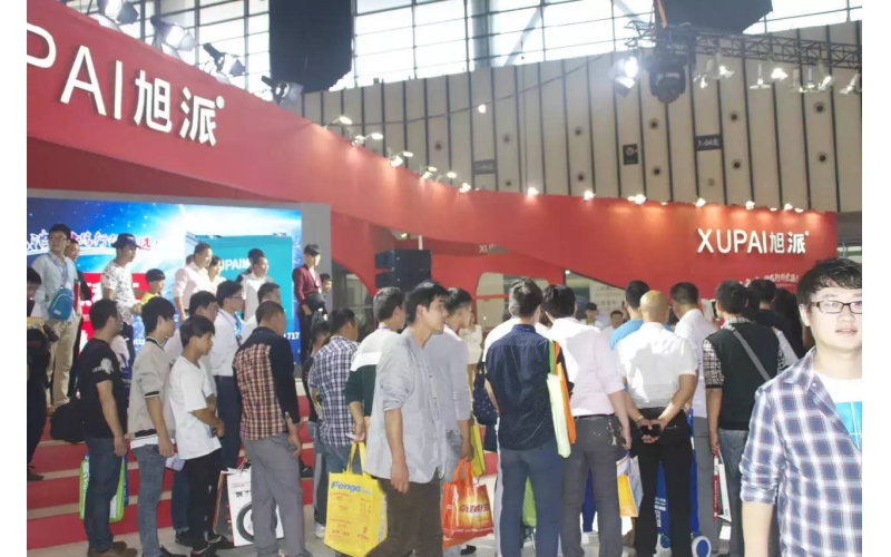 人！從！眾！2015南京展開展第一天，旭派展台除了人還是人！